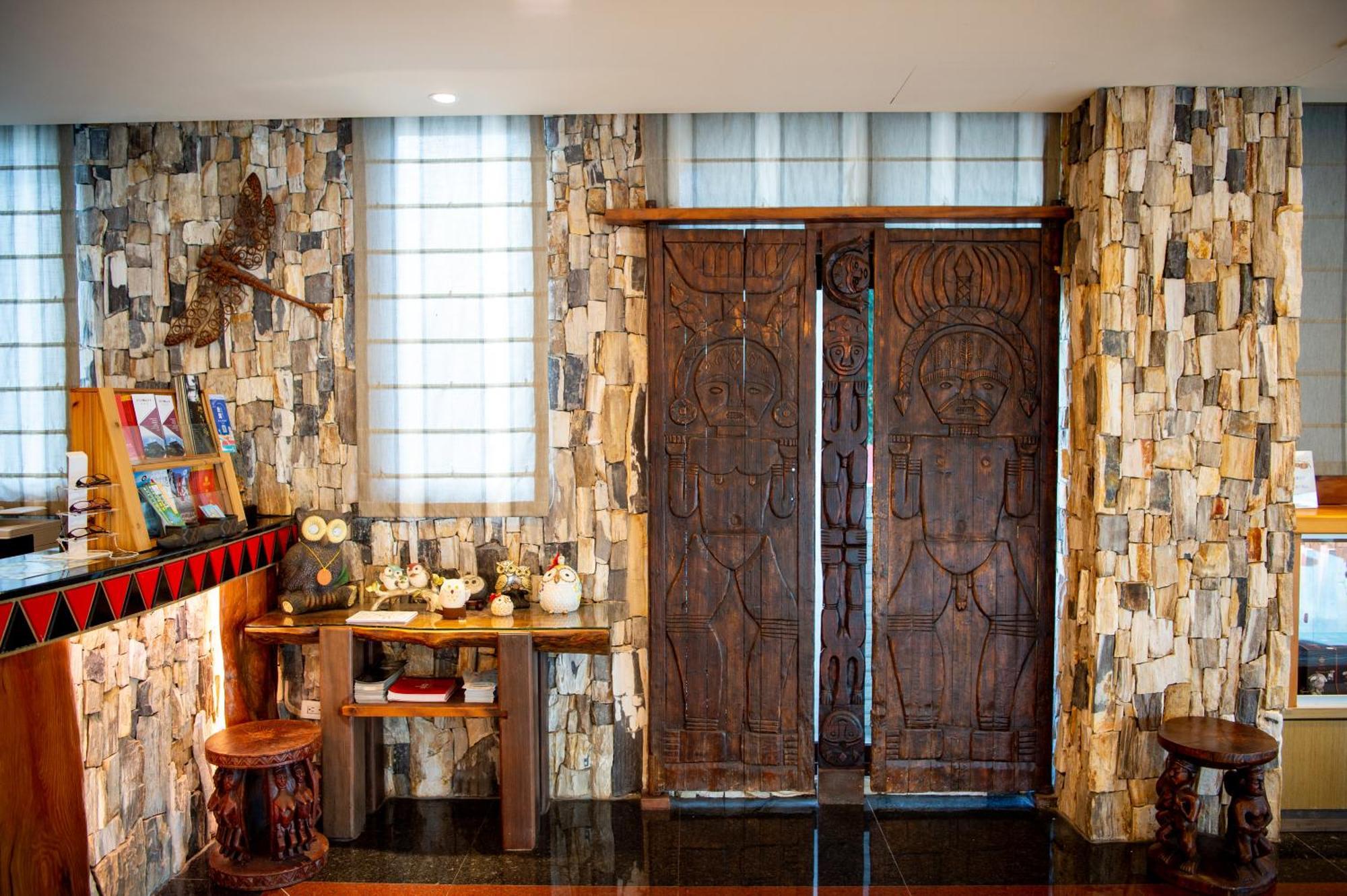 Classic Hotel Shvatan Nantou Zewnętrze zdjęcie
