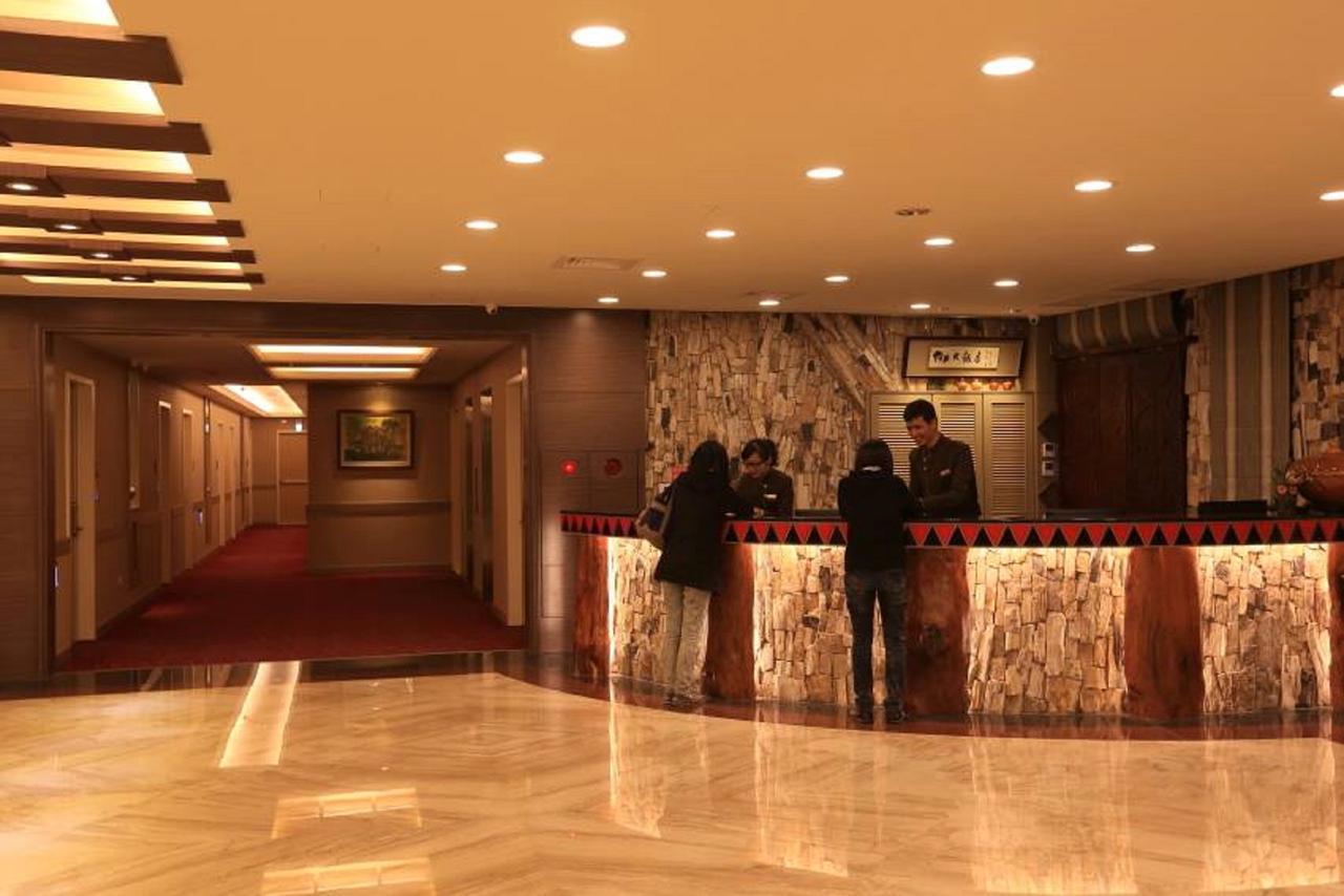 Classic Hotel Shvatan Nantou Zewnętrze zdjęcie